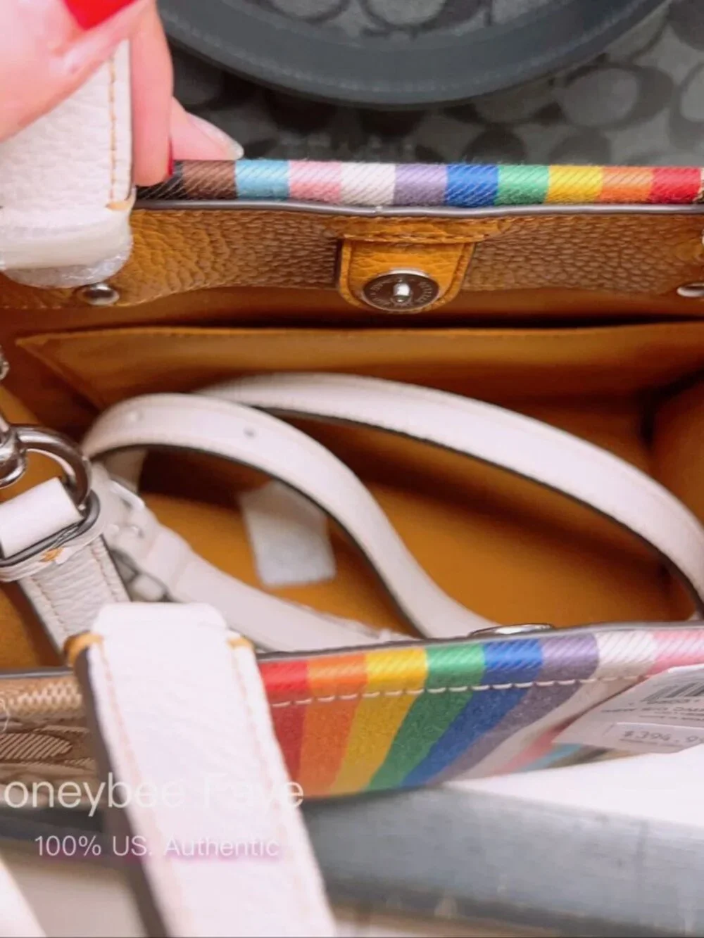 NWT Coach Dempsey Tote 22 In Signature Jacquard With Rainbow CJ576
